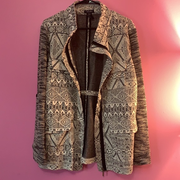 Buckle Jacket - Picture 3 of 5